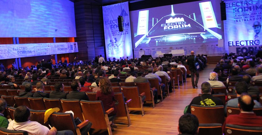 Instantánea de Electro FORUM Galicia en 2016, la edición anterior.