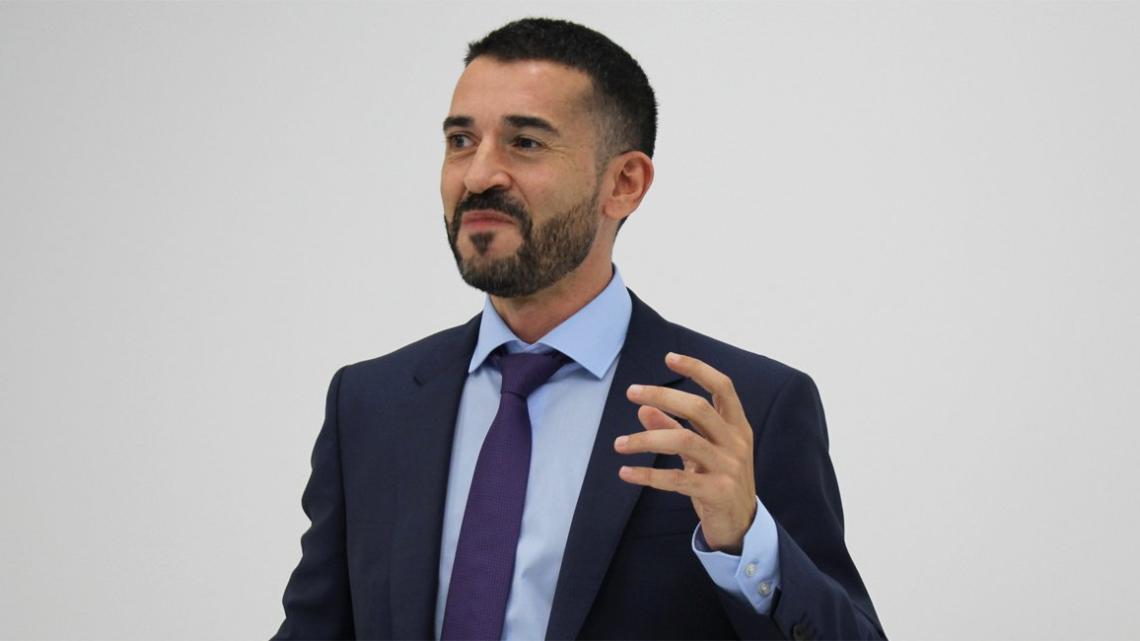 José Baena, director de marketing de Omron Iberia, durante su intervención.