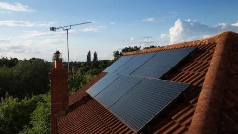 Ya está ofreciendo soluciones de paneles solares para consumo doméstico en Alemania, Bélgica, Holanda, Italia, Polonia, Suecia y Suiza.