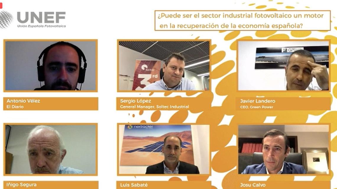 Participantes en la mesa redonda ¿Puede ser el sector industrial fotovoltaico un motor en la recuperación de la economía española?