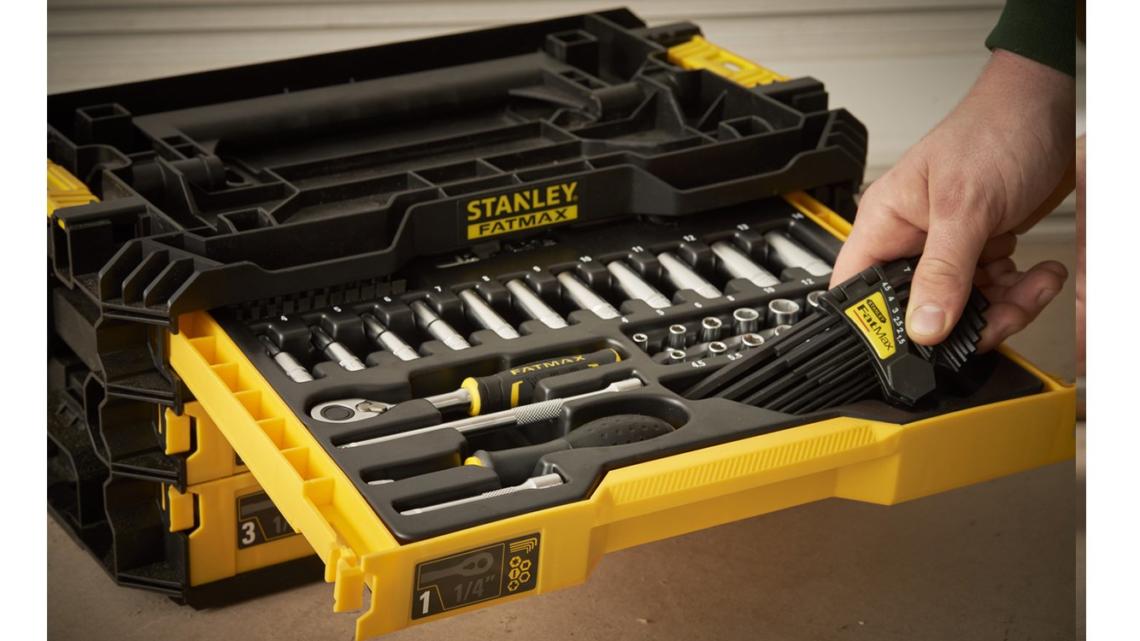 Stanley presenta en el mercado español sus nuevos cajones de herramientas.
