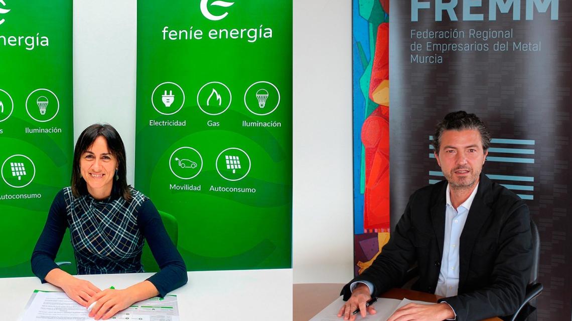 Paula Román, directora general de Feníe Energía, y Alfonso Hdez. Zapata, presidente de FREMM.