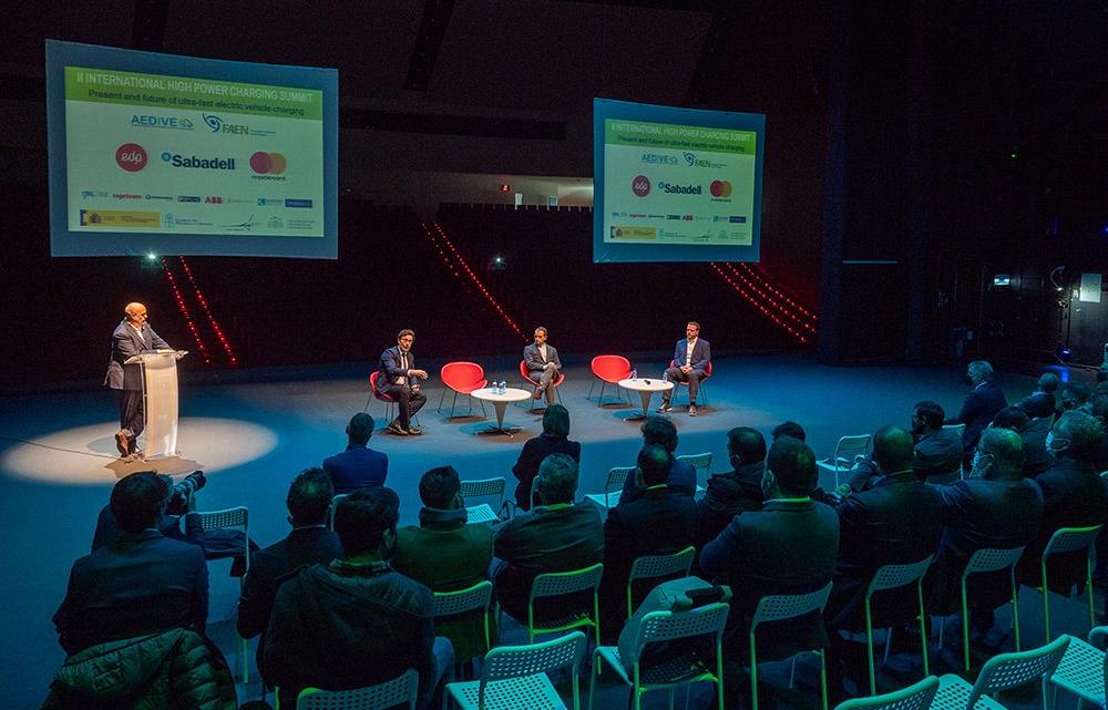 Segundo Encuentro internacional de Carga Ultrarrápida organizado el 4 de noviembre en Asturias por AEDIVE.