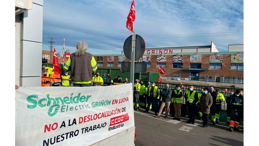Concentración de los trabajadores de Schneider Electric Griñón, el pasado 16 de febrero.