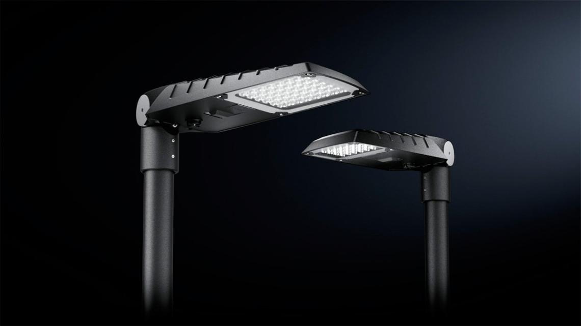 La nueva serie Lumega IQ (disponible en dos tamaños) supone un nuevo concepto para iluminación exterior.