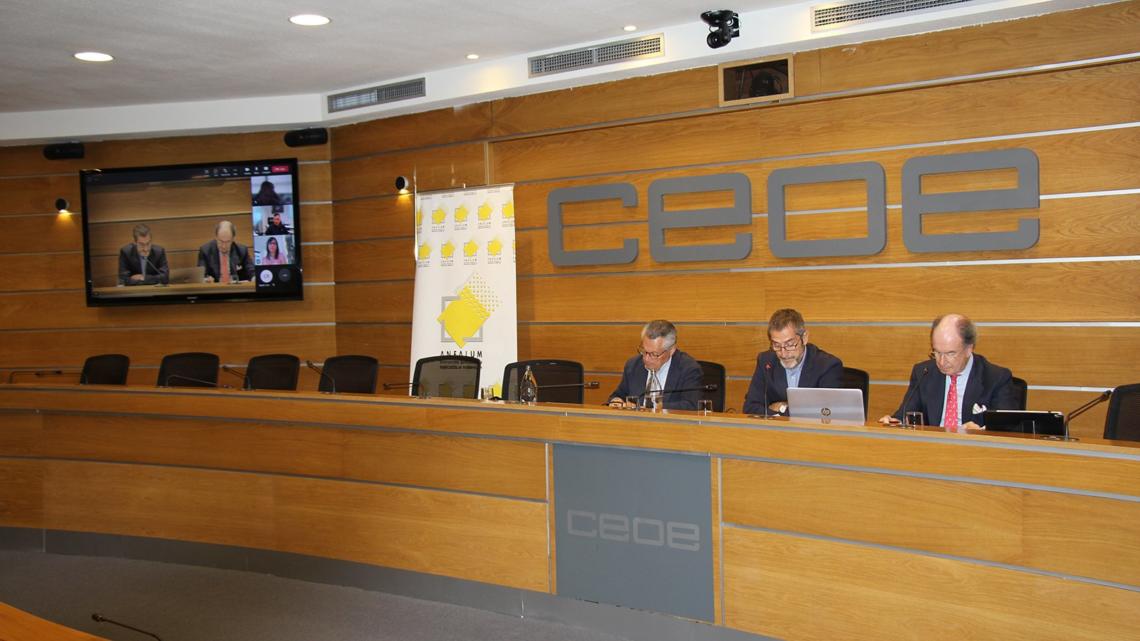 La sede de la CEOE en Madrid acogió este evento.