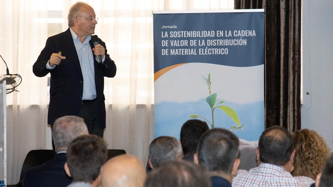 Alberto Andreu, presidente de DIRSE (Asociación Española de Directivos de Sostenibilidad), durante su intervención.