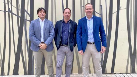 Enrique Viana, Javier Parro y Óscar Vilella son los jefes de ventas de las tres regiones comerciales en las que Berdin tiene dividido su negocio.
