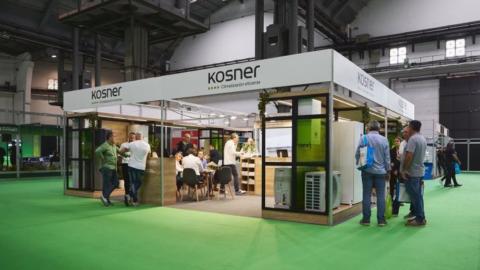 Saltoki presentó en Efintec un stand propio de la marca Kosner, que distribuye en exclusiva.