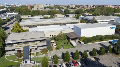 Nueva sede central de Teknomega, ubicada en Corsico, muy cerca de Milán.