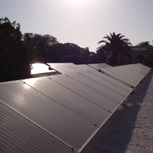 Instalación fotovoltaica aislada en una vivienda de Cádiz