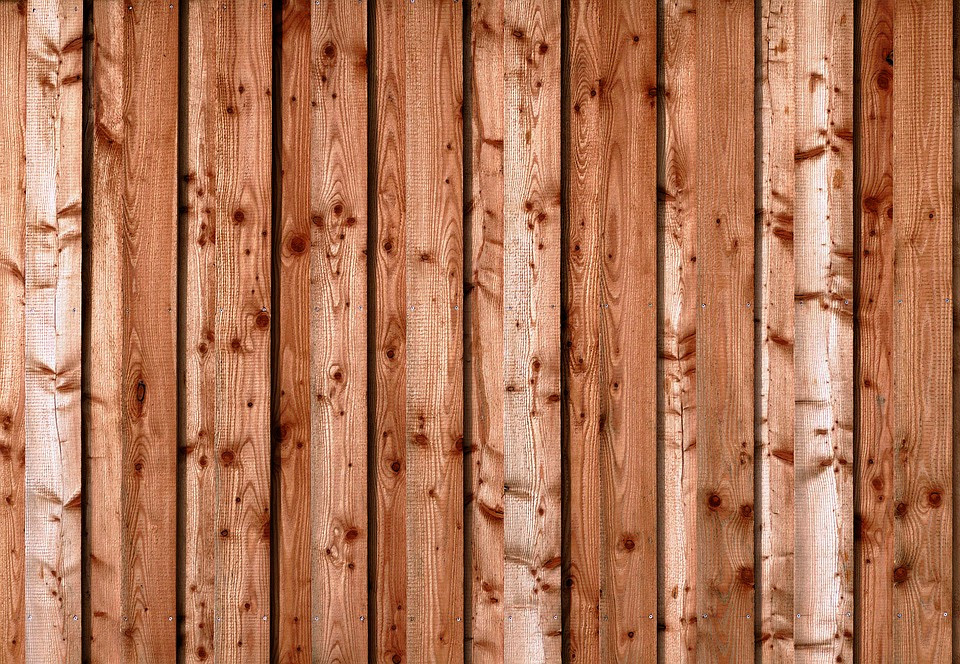 Tablas de madera para construir y renovar viviendas. Han aumentado su precio enormemente.
