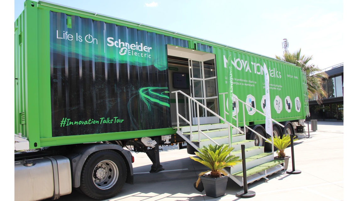 Schneider Electric camión-contenedor del Innovation Talks Tour 2023