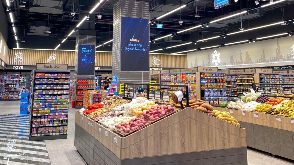 Iluminación del supermercado AllDay, en Dubái, por Trilux