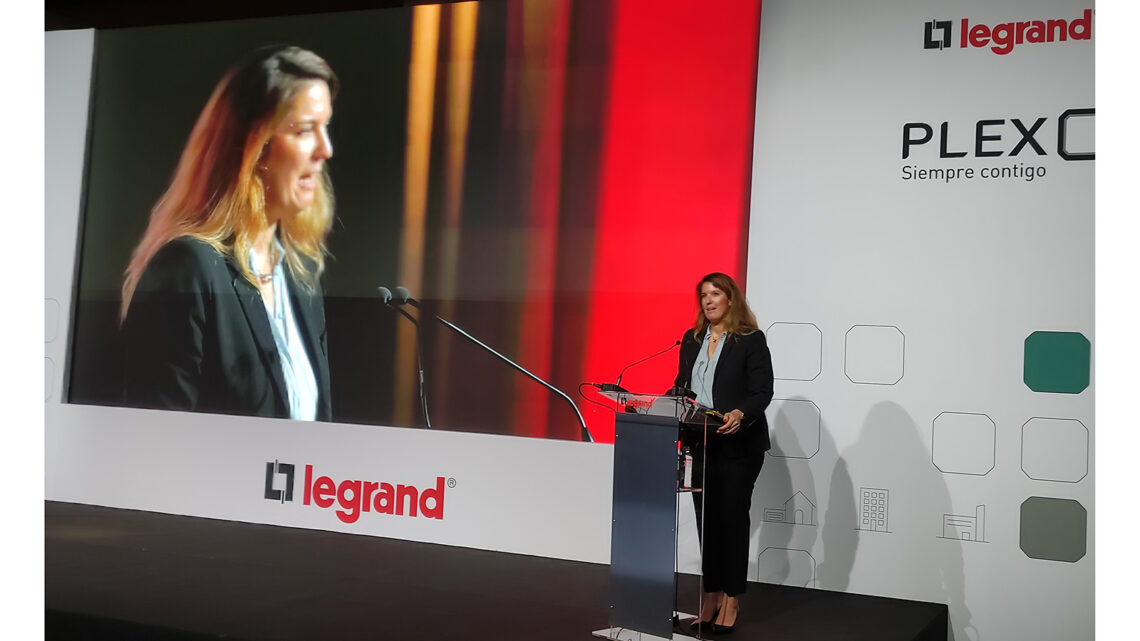 Legrand, presentación gama renovada Plexo, Amélie Zegmout