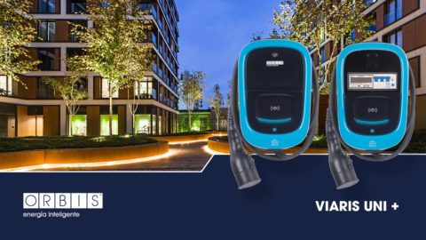 Cargador Viaris Uni+, de ORBIS, para vehículo eléctrico.