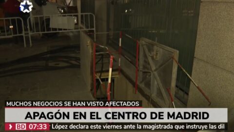 Imagen de TeleMadrid de la explosión del transformador en pleno distrito Centro.